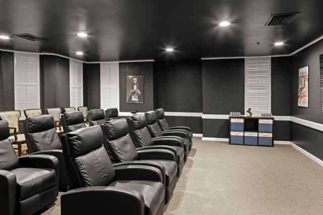 The-Forum-at-Park-Lane-034