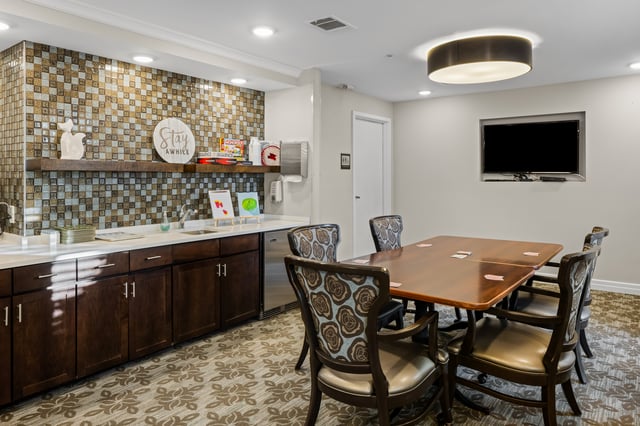 The-Forum-at-Park-Lane-072